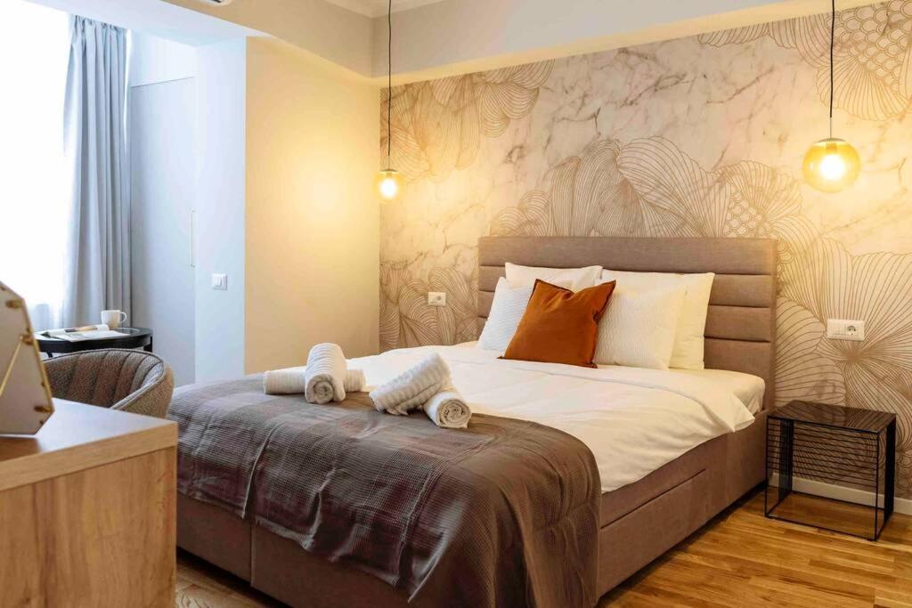 Апартаменты Stunning Views 2Br Intercontinental Flat Бухарест Экстерьер фото